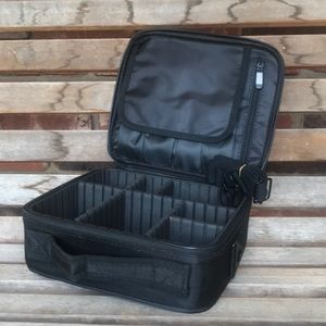 Makeup bag- NEW no tags